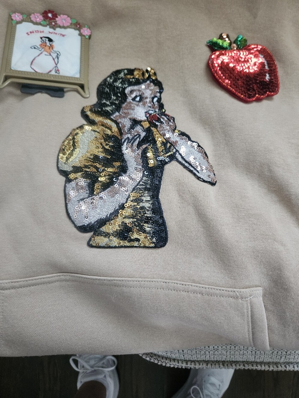 Tan Sequin Snow White Graphic Hoodie with Apple Applique Brooch Framed Hanky